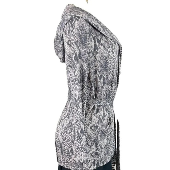 Serena Williams M Gray Animal Print Open Front Belted Long Sleeve Hoodie Jacket - Picture 3 of 6